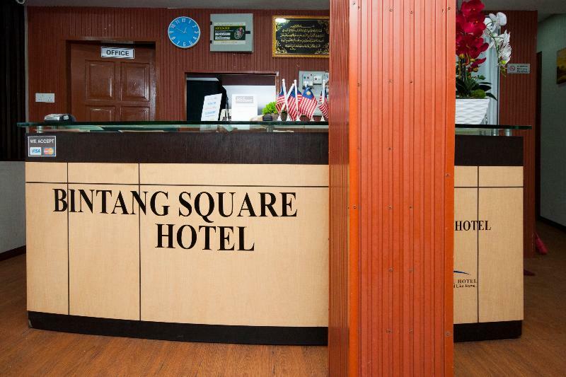 โอโย 881 บินตัง สแควร์ โฮเต็ล Hotel กุบังเกอริง ภายนอก รูปภาพ