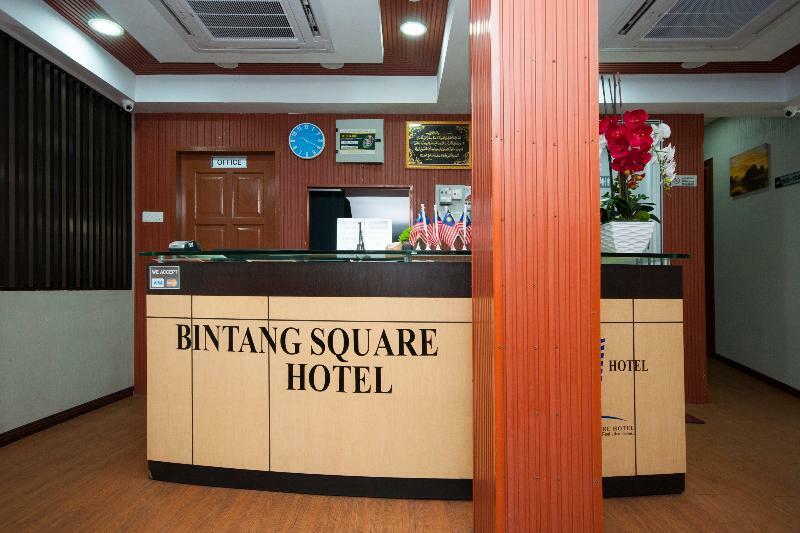 โอโย 881 บินตัง สแควร์ โฮเต็ล Hotel กุบังเกอริง ภายนอก รูปภาพ